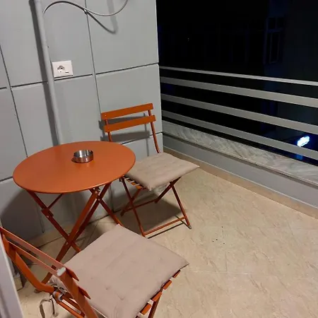 Lejlighed Two Bedroom - *